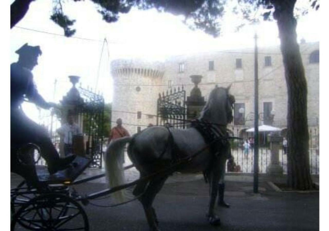 Mansarda Romantica "Il Nido Delle Rondini" Conversano Exterior foto