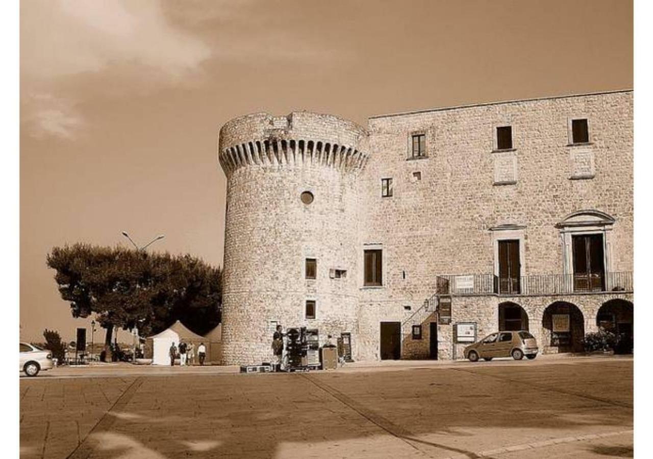 Mansarda Romantica "Il Nido Delle Rondini" Conversano Exterior foto