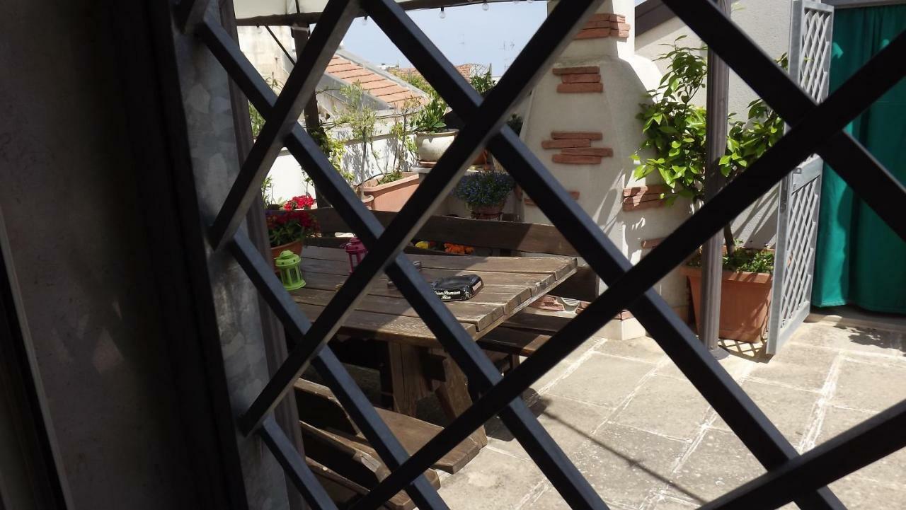 Mansarda Romantica "Il Nido Delle Rondini" Conversano Exterior foto